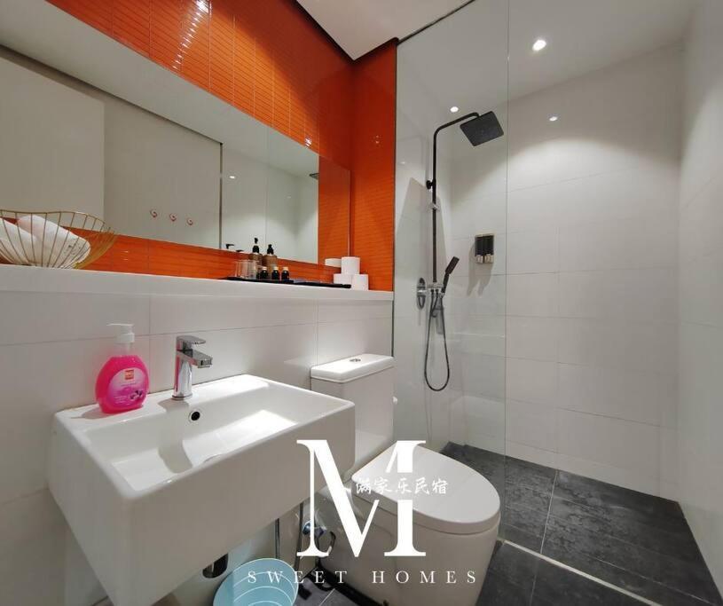 Apartment Arcoris Mont Kiara 19# Deluxe 1 Bedroom With Balcony Kl #1-3pax Kuala Lumpur