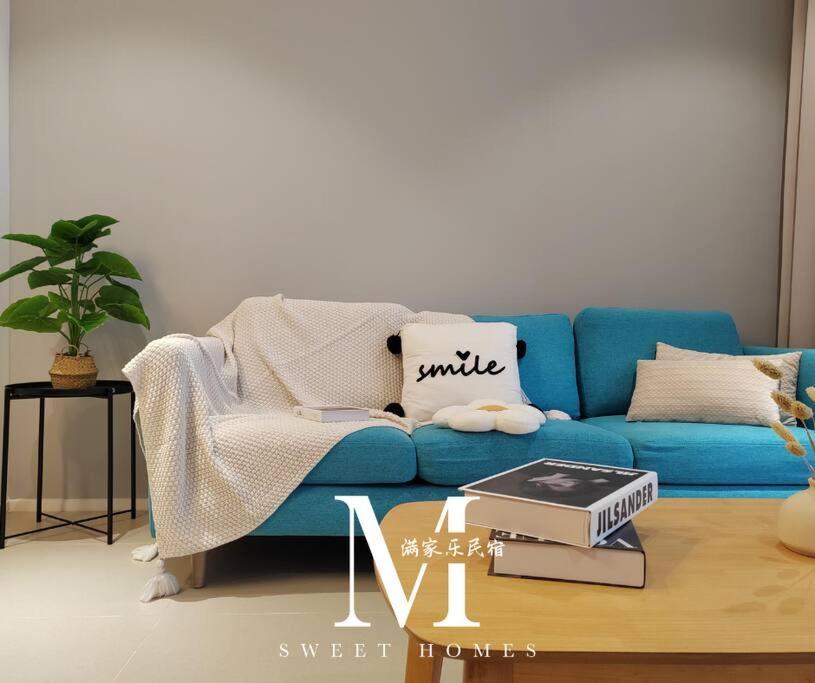 Arcoris Mont Kiara 19# Deluxe 1 Bedroom With Balcony Kl #1-3pax Apartment *