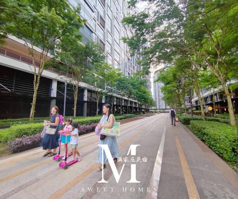 Arcoris Mont Kiara 19# Deluxe 1 Bedroom With Balcony Kl #1-3pax Apartment Kuala Lumpur