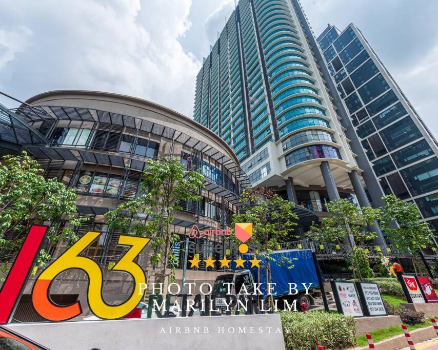 Arcoris Mont Kiara 19# Deluxe 1 Bedroom With Balcony Kl #1-3pax Apartment *